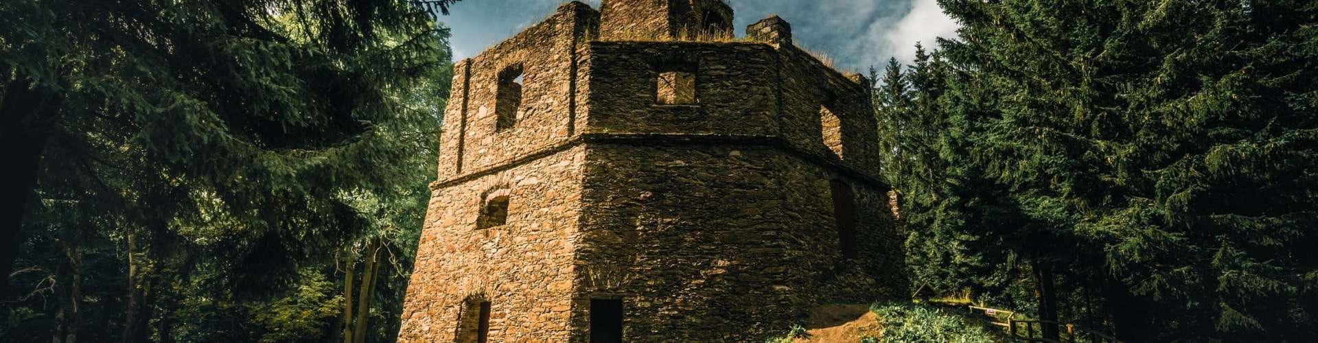 Kovářská – bývalá vápenka, železárna a uhelna