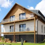 Exteriér budovy apartmánů Scandic Boží Dar