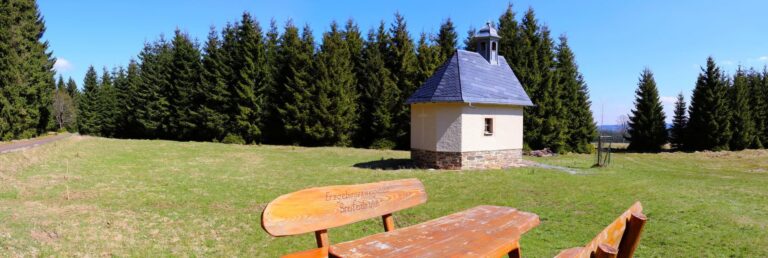 Kaple Sv. Jana Nepomuckého na Mílově