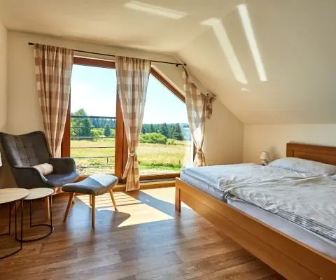 Ložnice apartm&aacute;nov&eacute;ho domu Chalupa pod Ple&scaron;ivcem