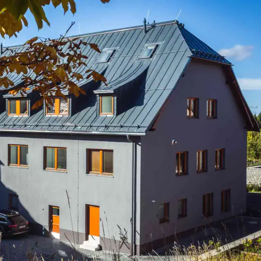 Budova apartmánového domu U Pivovaru